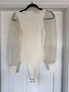 Astr Cream Puff-Sleeve Sheer-Sleeve Scoop Back Bodysuit